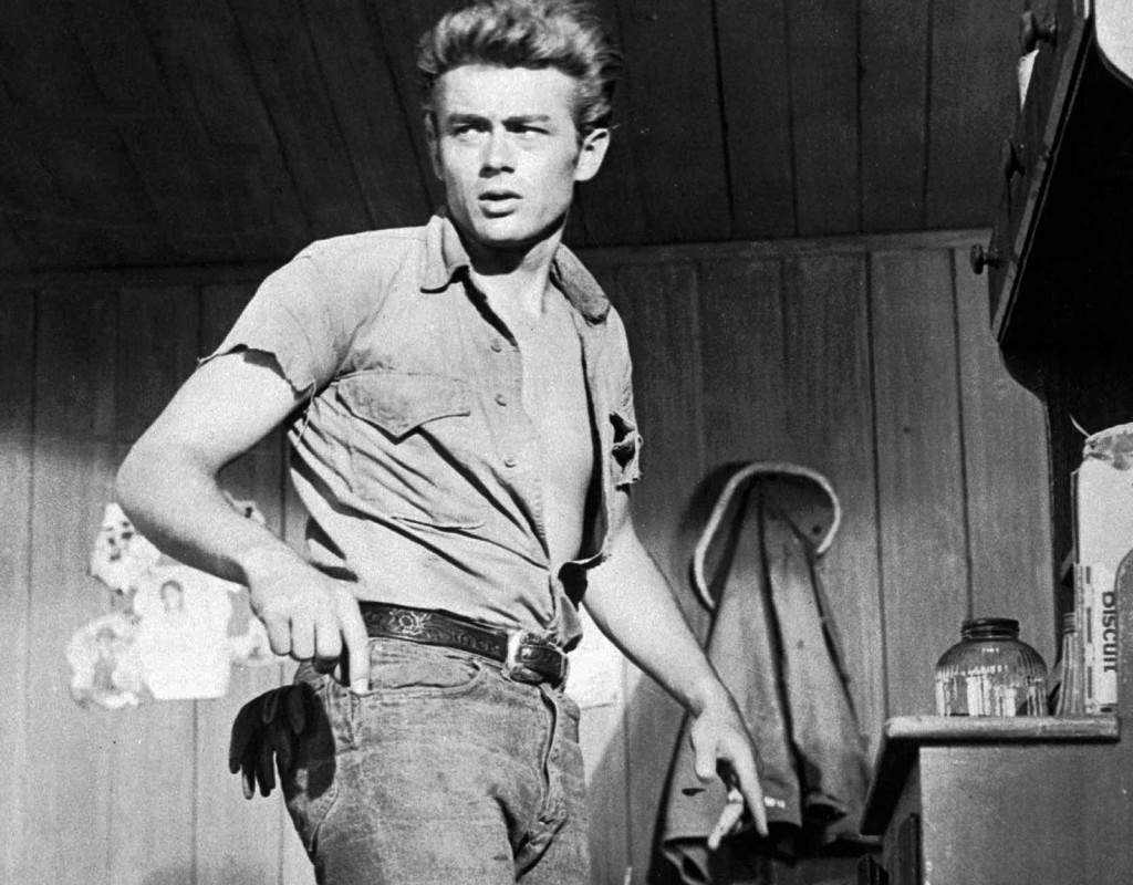 50-talsikonen. James Dean blev en av Hollywoods gunstlingar vid mitten av 1950-talet. Men bara en film, Öster om Eden, hann få sin premiär före hans plötsliga bortgång 1955. James Dean dog i en bilolycka den 30 september 1955.
Foto: AP