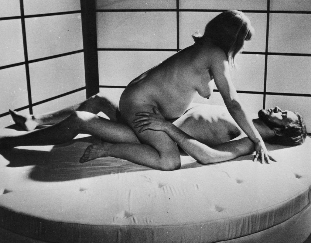 Ur sexualupplysningsfilmen "Kärlekens språk". En scen om "hur man tillfredsställer en gravid kvinna". 1969.
Foto: RFSU